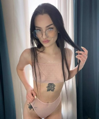 Ева, 19 лет, 2 размер груди